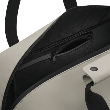 Travel bag in matt polyurethane