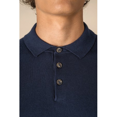 Polo ecorresponsable de punto hombre