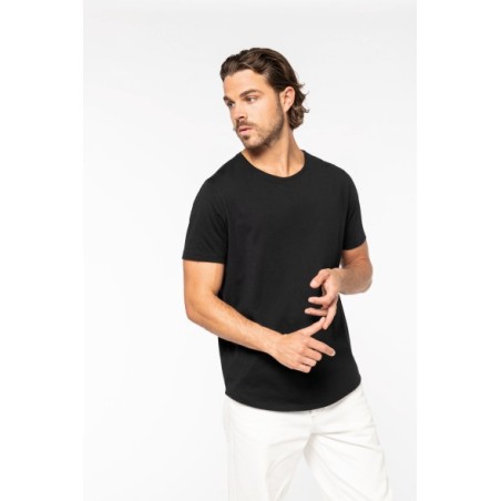 Camiseta con dobladillo redondeado hombre