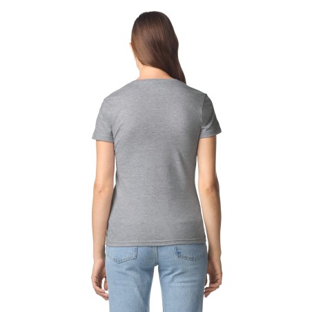 Camiseta SoftStyle cuello de pico mujer