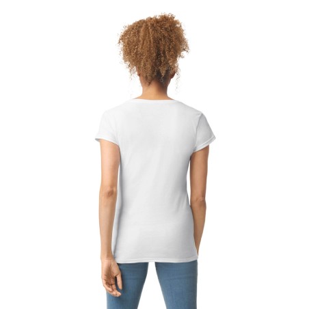 Camiseta SoftStyle cuello de pico mujer