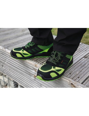 Flyknit safety shoes 2