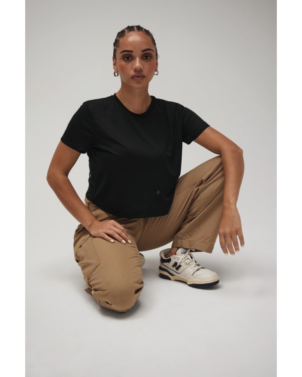 Camiseta Flowy corta bajo desigual 2