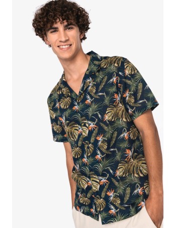 Camisa con estampado hawaiano hombre