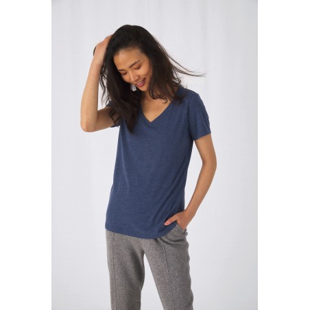 Camiseta Triblend cuello de pico mujer