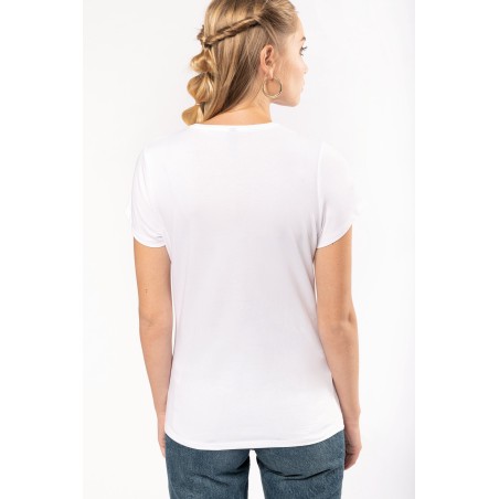 Camiseta con elastano cuello de pico mujer