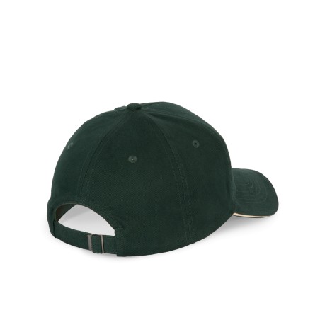 Cap with contrasting sandwich peak - 6 panels