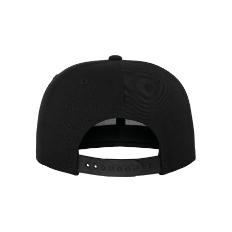 Carbon snapback cap