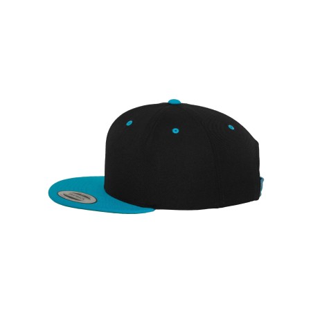 Classic two-tone snapback cap
