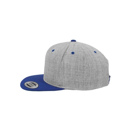 Classic two-tone snapback cap