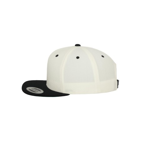 Classic two-tone snapback cap