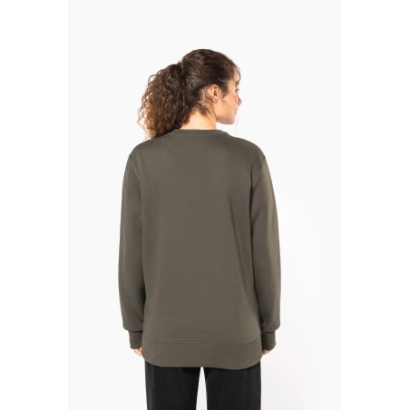 Unisex crew neck sweatshirt