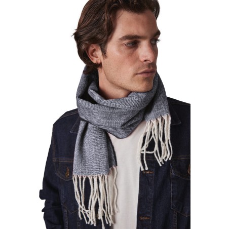 Fringed scarf