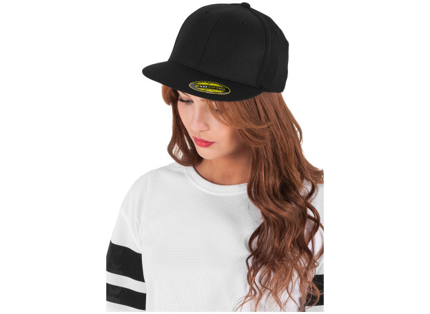 Gorra Premium 210 Fitted