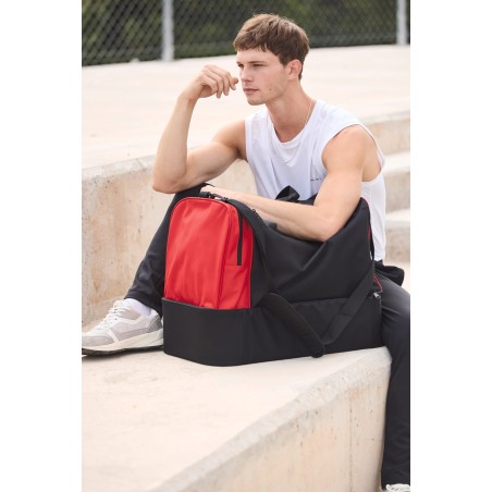 Sport bag with rigid bottom
