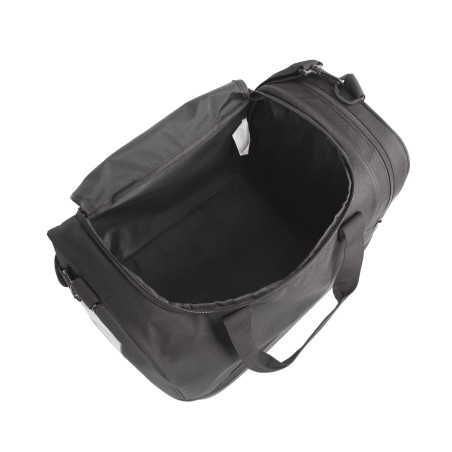Sport bag with rigid bottom