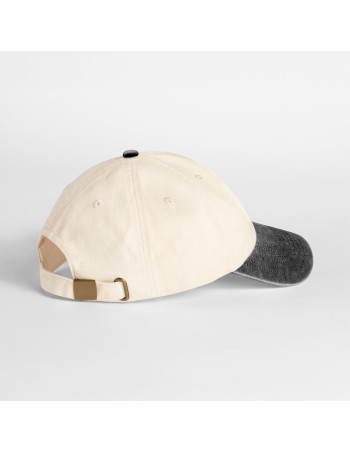 Compact vintage cap with contrast peak
